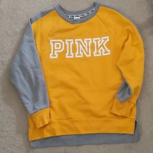 VS Pink sweatshirt